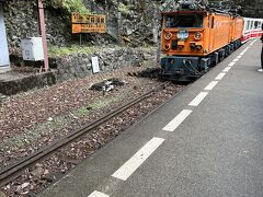 再びトロッコ列車で宇奈月駅へ戻ります