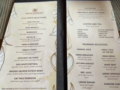 ホテルの朝食がとてもとても美味しかった！カプチーノもおいしいし。パンケーキは今まで食べた中で一番おいしかった。ふわっふわ