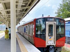 チェックインの時間が近づいてきました。

駅に戻って峠の釜めしを購入し、電車で中軽井沢駅へ。