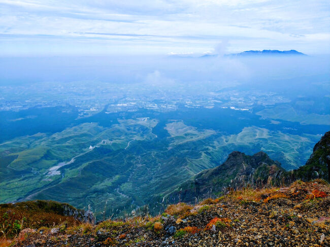 景色を楽しみながら高岳東峰へ