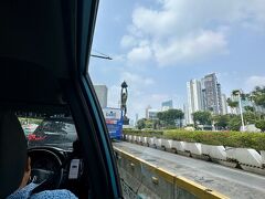 【アッチッチの像】

嘗て、インドネシア最大の日本人繁華街だった『ブロックM（カラオケ／サウナ／日本料理店他）』やら...


PS）恐らく、私が会社に出社するぐらいの回数は通ったであろうブロックMは、四半世紀の時空を経て、今や終焉を迎えていた事を確認できた...