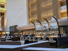 「ストリングスホテル東京インターコンチネンタル」２６階。「イタリアングリル メロディア」前で受付け。