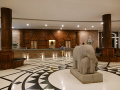 パシフイックホテル　フロント　3連泊します。