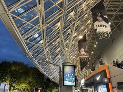 友達の参戦するライブの時間が近づいてきたので、ドームでお別れ。