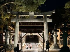 太宰府天満宮の太鼓橋付近の風鈴は、夜間でも見ることができるようになっていた。