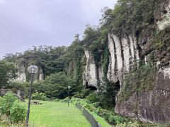 途中の道すがらも地味に見応えある