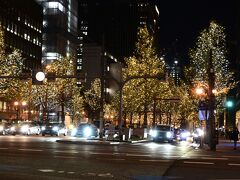 　　　　　　　御堂筋がシャンパンゴールドに！

　　　　　　　
　　　