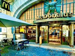
マクドナルドもポルトガルの手にかかれば、こんなカッコいい