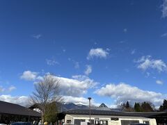 2日目。那須ハイランドパークの前売り券の最安値が、道の駅であることを聞き、まずは道の駅へ。
大人5700円でした。安い！
ついでにお土産とアイスを買って、いざ、那須ハイへ！