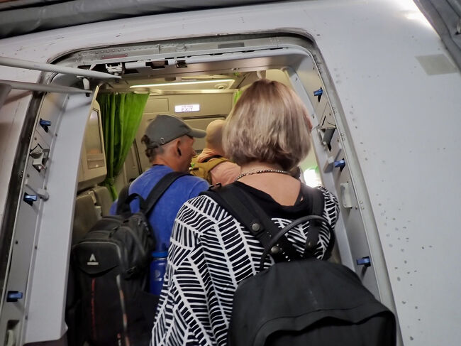 エアバスのA-320に乗り込みます。<br />(掲載許可済み)