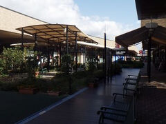 広島 マリーナホップ
ガラガラのコンコース。