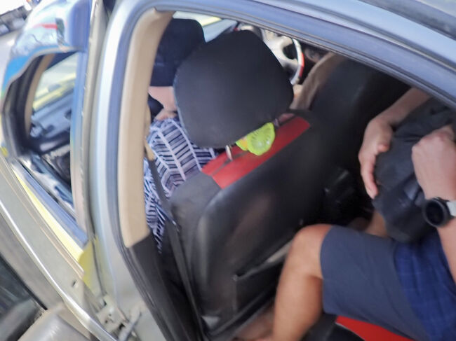 デリで唯一の観光地と思われる、キリストの像に向かいます。