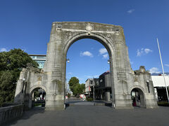 川に架かる追憶の橋、第一次世界大戦の遺産です