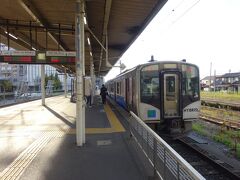今度の発車は仙石東北ラインの仙台行き。