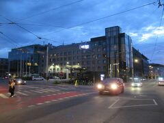 23：00　ホテル帰着