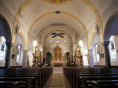 朝閉まっていた教会も開いていたので入ってみる。