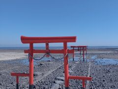 海中鳥居　時間の問題か歩いて見に行けました。