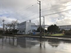 次の目的地、厚岸町海事記念館です。
無料なので暇つぶしによさそう。