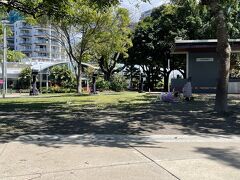 その後、子供をつれておなじみのプレイグランドへ。この日は仲良しになった現地の子どももいて、とてもいい経験になりました。