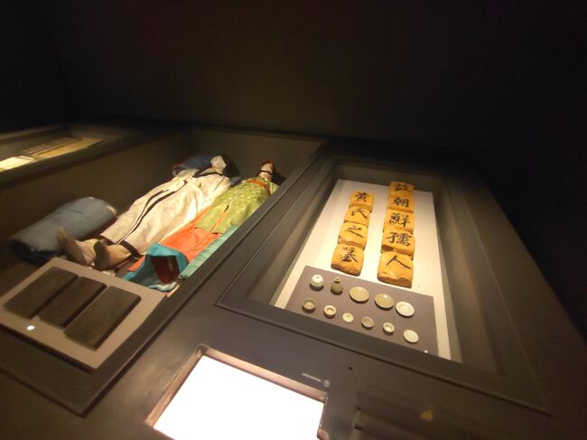 亡くなられたので棺に入っている所だったかな