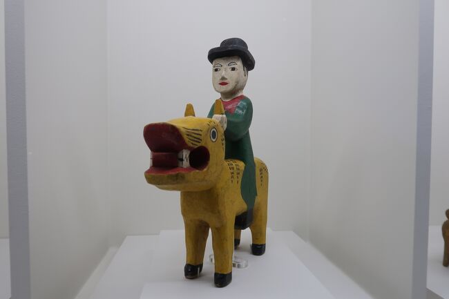 昔の平民の美的感覚と死生観を垣間見ることができるそうです。