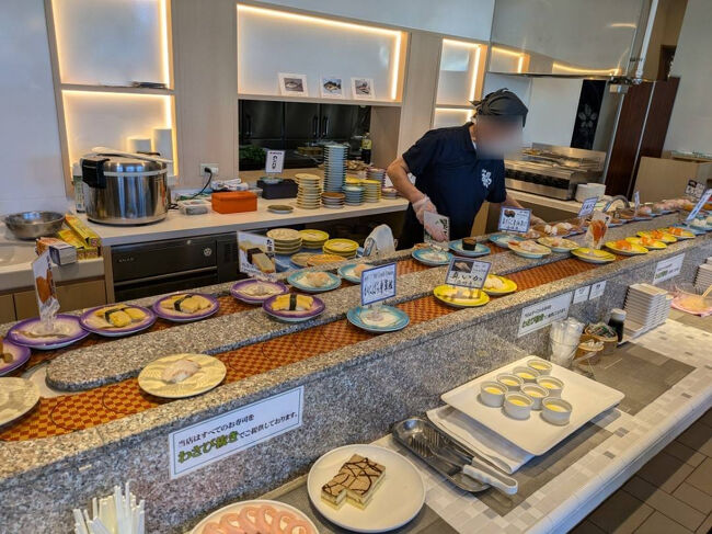 朝市に行かなくても地元で獲れた活きのいい魚で、回転ずしがいただけます。<br />ホテルの中に回転ずし屋さん、それでこのホテルを選んだのです。<br />