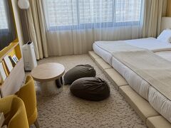 ホテルで前泊です。
1＆3歳の甥姪との旅行です