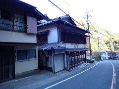 お饅頭買いたかったけど売り切れでした…残念！

帰りのバスも混み混みで途中から乗る住民の方、申し訳ありません

また来ます♪