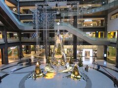 グランフロント大阪 北館1F ナレッジキャピタルの吹き抜け
「ナレッジプラザ」

2階通路から撮影しました。