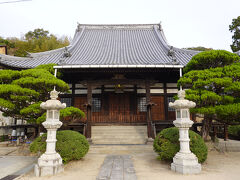 浄土宗寺院の「光明寺」は、数々の文化財を有する古刹です。