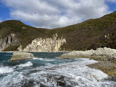 自然の驚異、波が荒く恐怖を感じた