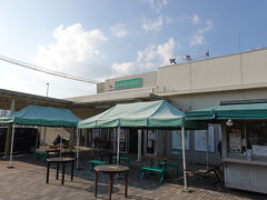 竹原到着は14時45分。「道の駅 たけはら」に車を停めました。こちらでは観光パンフを入手することもできます