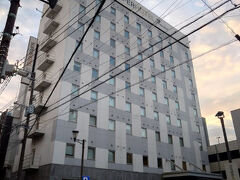 ホテルは「スーパーホテルＰｒｅｍｉｅｒ宮崎一番街」
これは翌朝に撮りました。