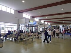 お腹もいっぱいになり、再び離島ターミナルへ。