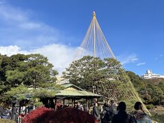 六義園の吹上茶屋へ。