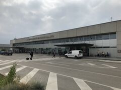 ホテルからタクシーでサラエボ国際空港に移動です。