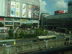 秋葉原駅を通過