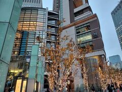 オアゾでは