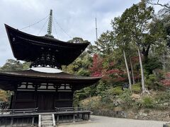 石の上に築かれた多宝塔