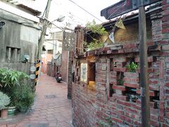 赤レンガの路地