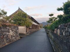 旧周布家長屋門