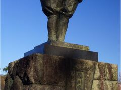 大御所時代の家康公像と164（失礼しました！）