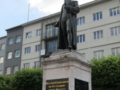 グーテンベルク広場にある「グーテンベルク像」
マインツ生まれで活版印刷の発明者として知られています