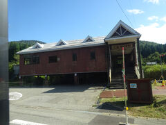 越後片貝駅。
このあと駅前ロータリーに入った。