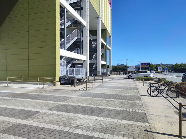 ないな・・・・「アレ」がないな。