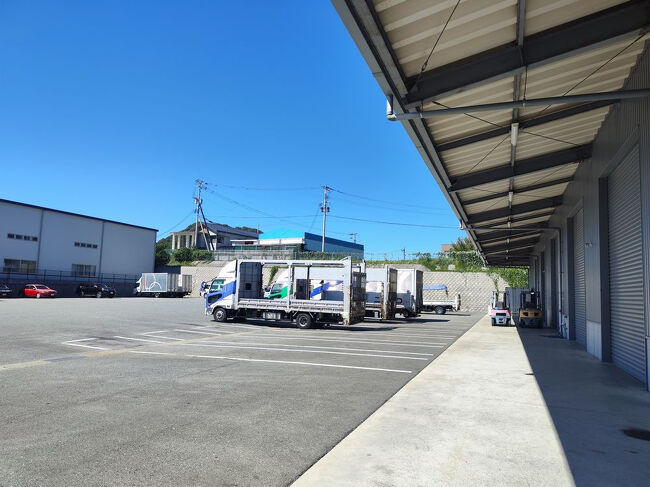 引き渡しはすんなりだった。