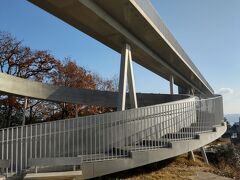 千光寺頂上展望台です。反対側に山頂駅直結のエレベーターがありました。
