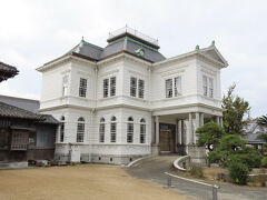 終点は御花（おはな）という地区。
これは御花西洋館という建物です。