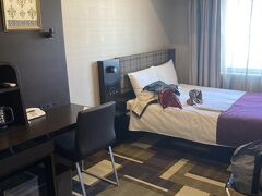 本日のお宿、ホテルヴィラフォンテーヌ神戸三宮
ちょっと早めだけどチェックインさせてもらえました

全国的にホテルの値段が上がってる中、agodaにてシングル素泊まり5,357円で予約できたのはかなりお値打ちだったと思います！

詳しくは口コミにて