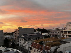昨夜はよく寝られなかった。
今日の予定は日本最南端の有人島「波照間島」への日帰り観光ツアーだ。